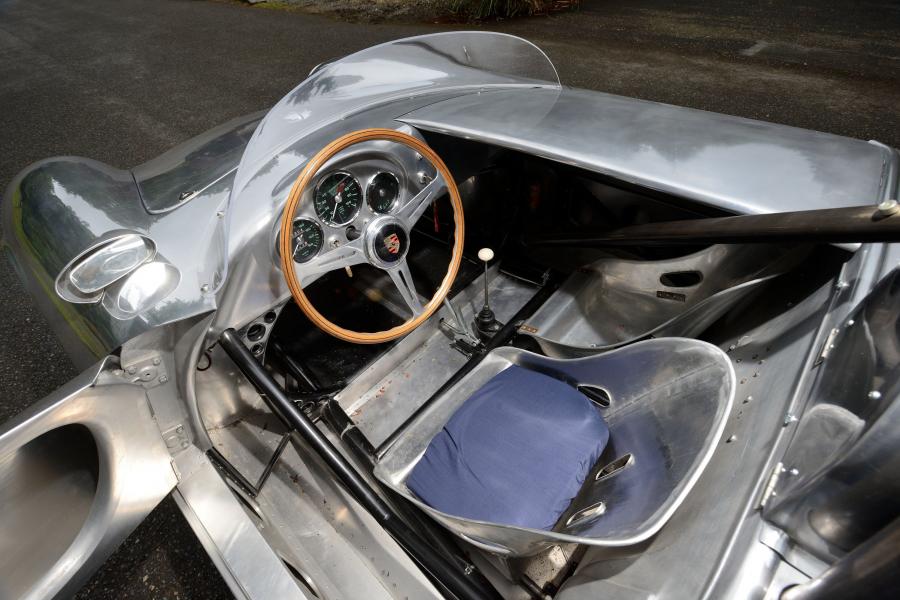 Интерьер Porsche 550A Spyder 1956 года  (фото 23 из 25)